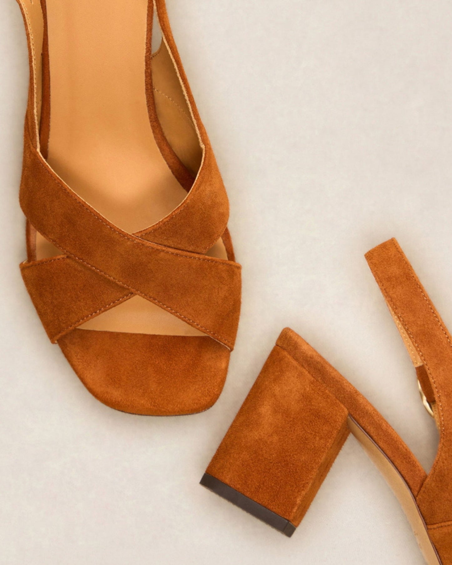 Sandales n°652 suede cognac