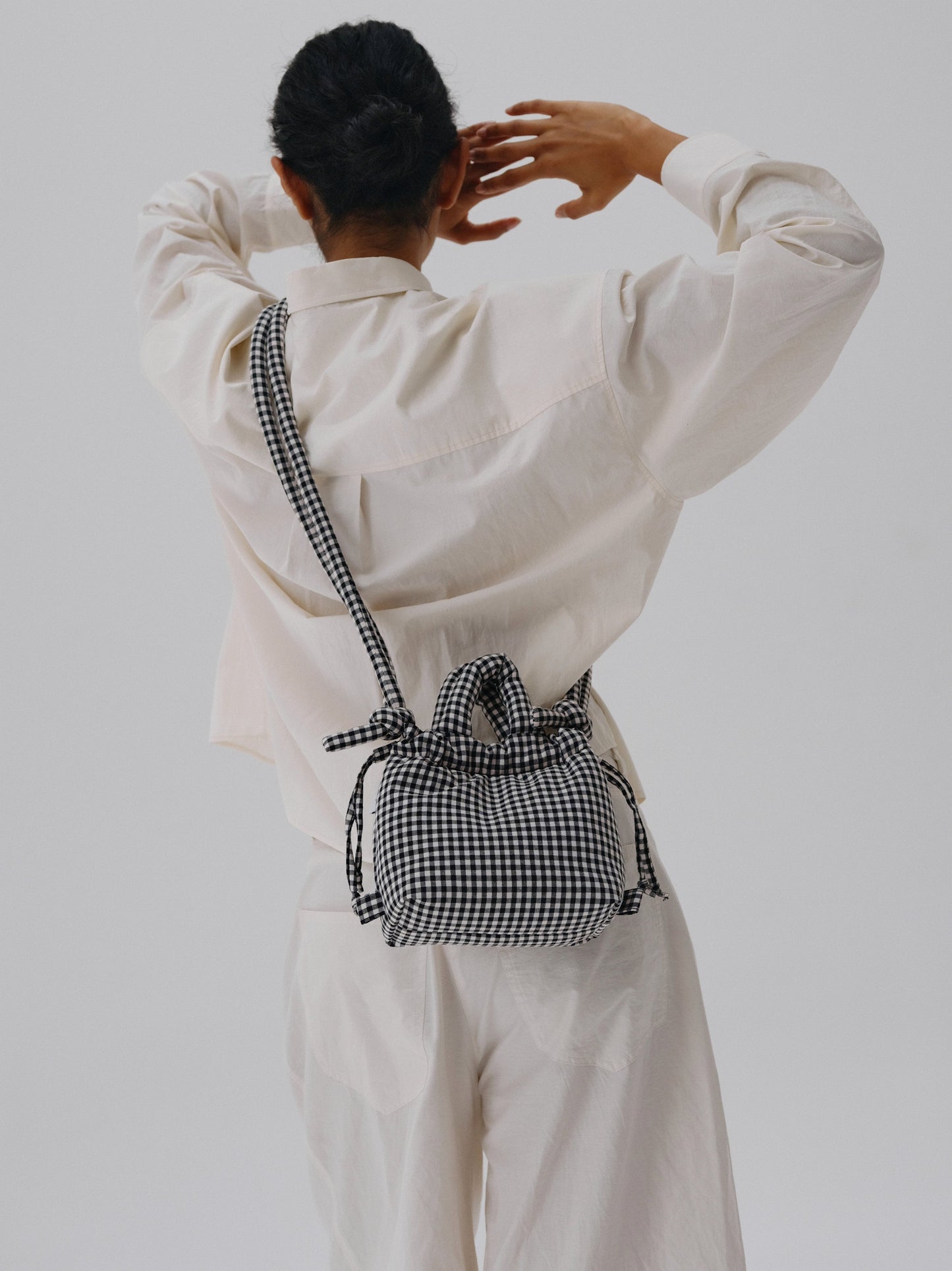 Sac souple micro ONA vichy noir