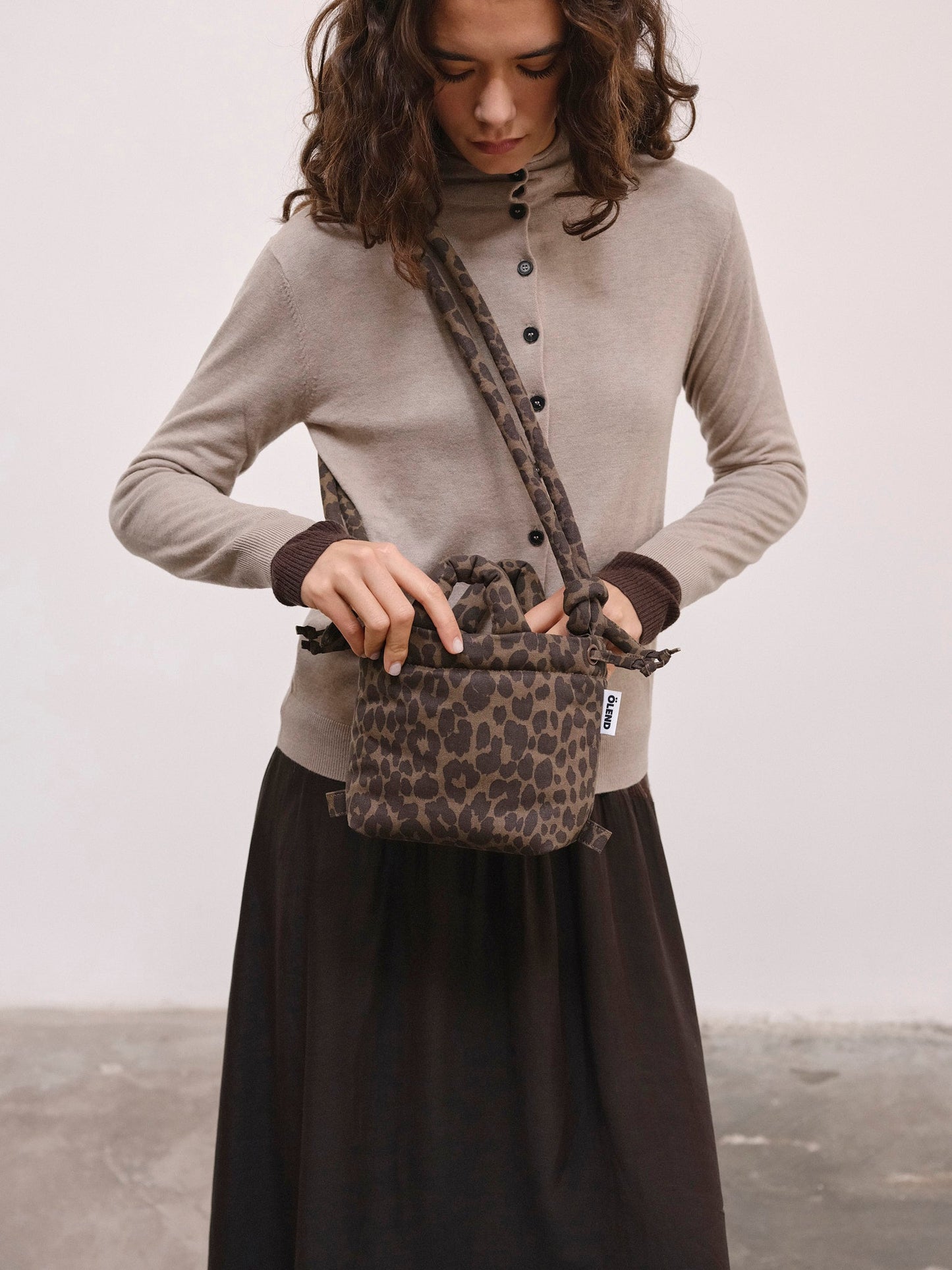 Sac souple micro ONA léopard