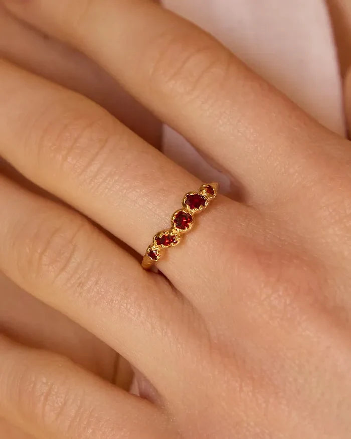 Bague koré rouge