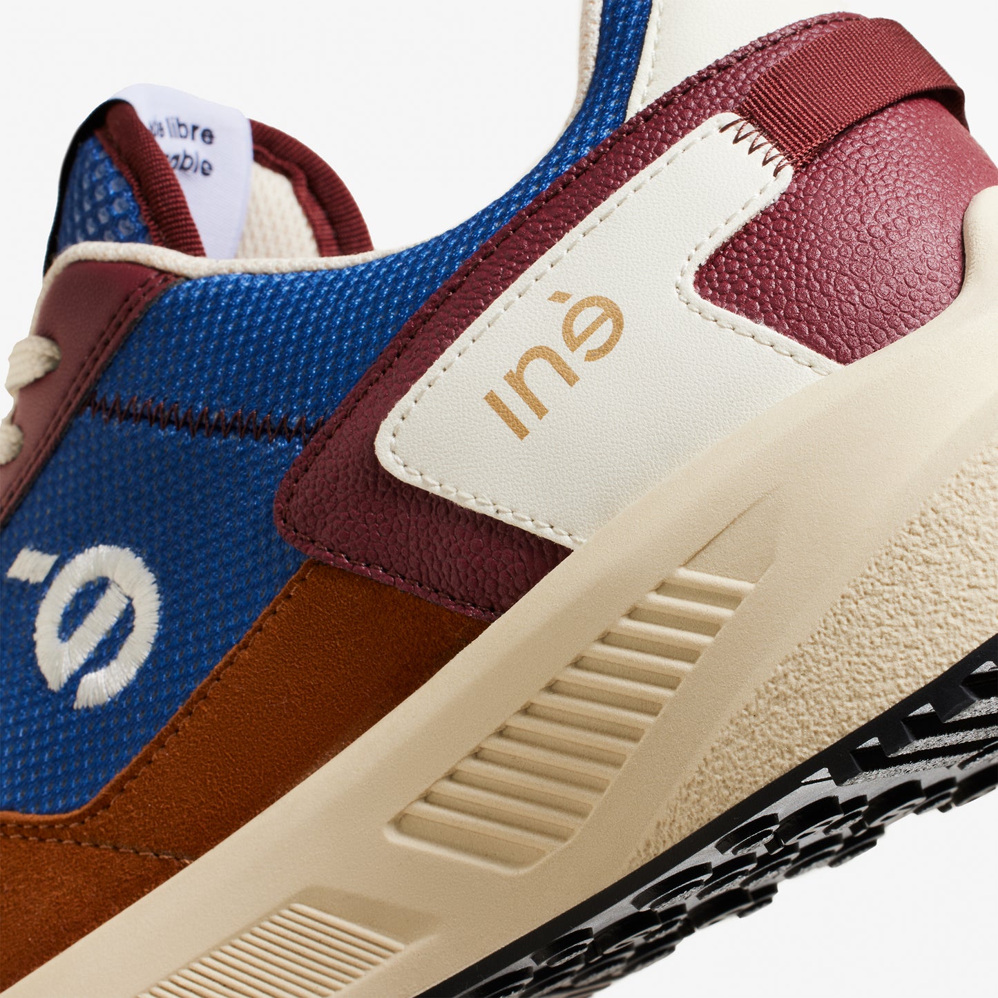 Baskets Bleu et bordeaux