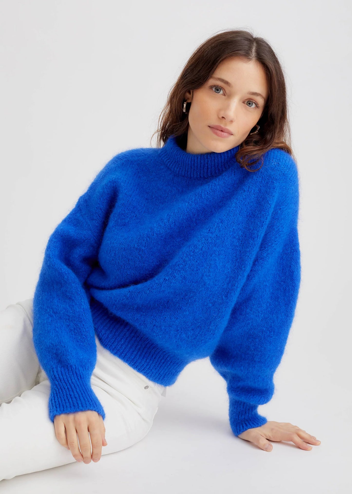 Pull Jane bleu électrique