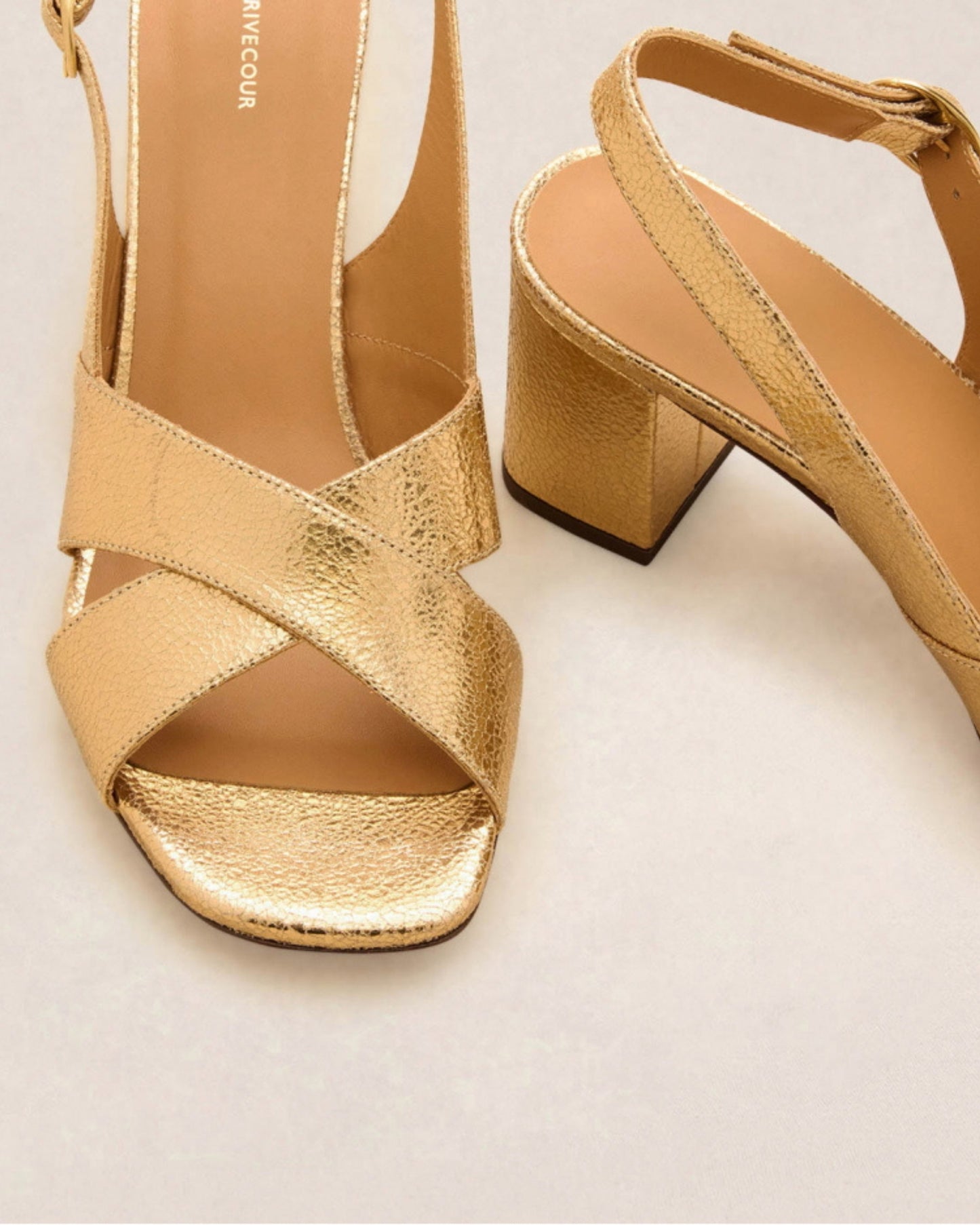 Sandales n°652 cuir doré