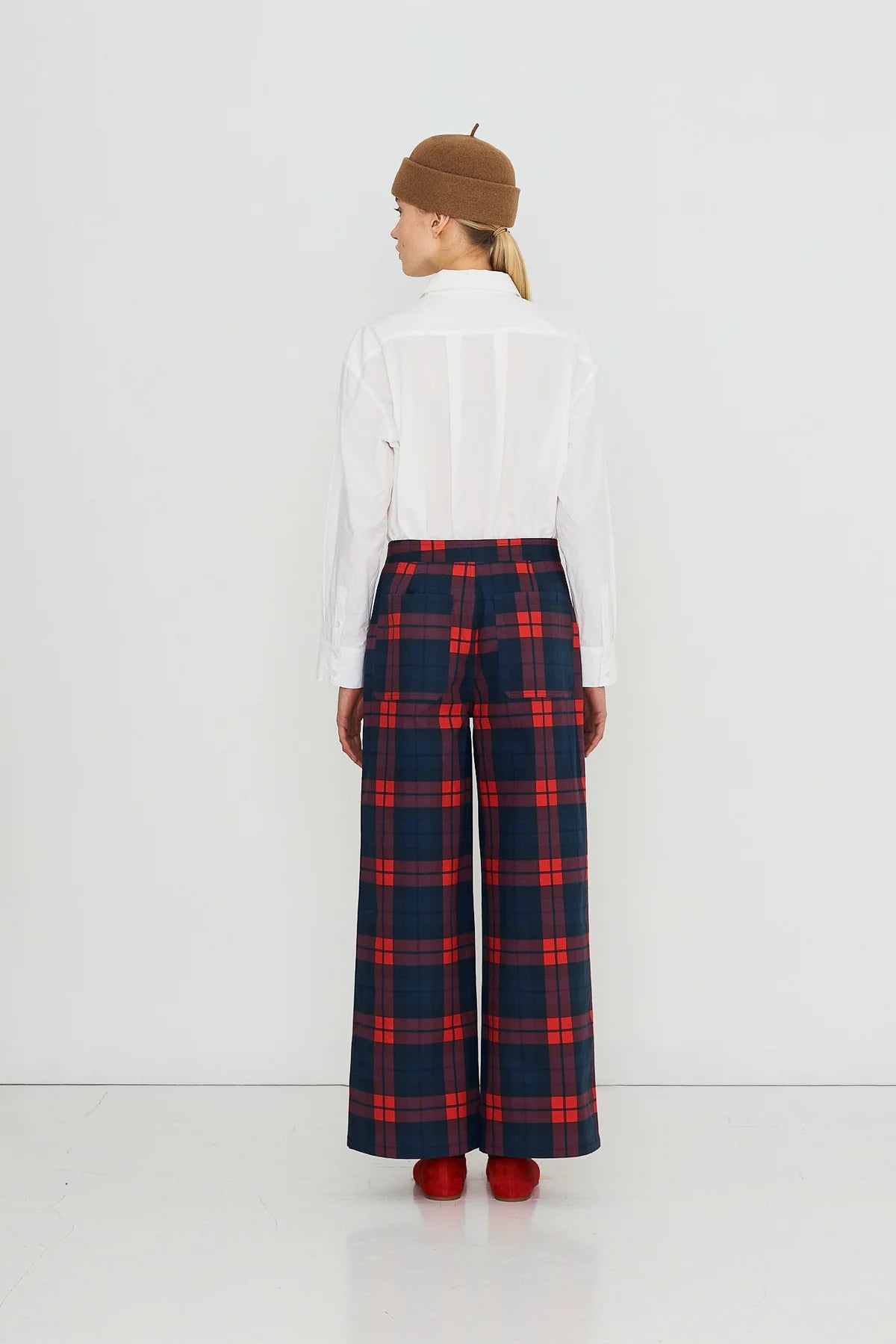 Chemise blanche avec lavalière