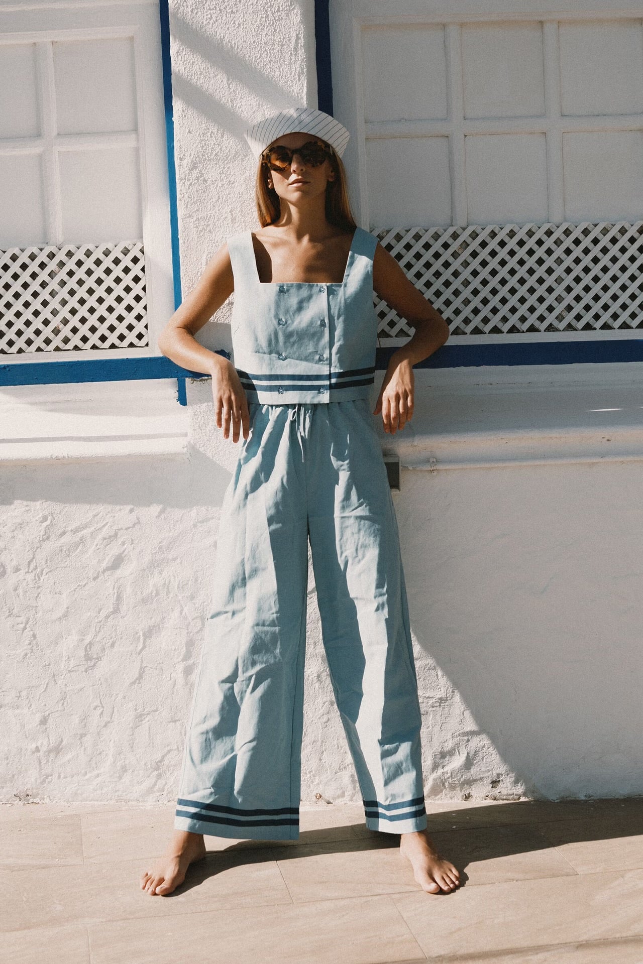 Pantalon rayé bleu ciel