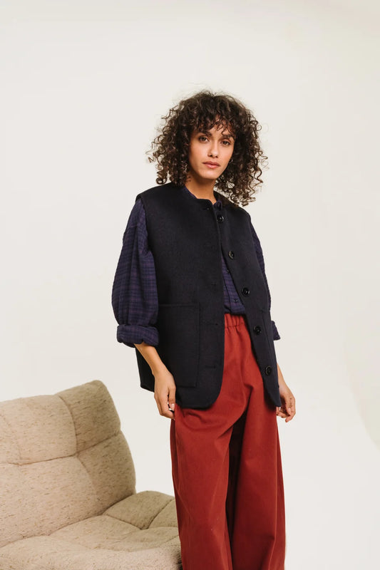 Gilet Antonia réversible bleu marine et carreaux