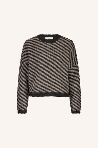 Pull Diagonal noir et sable