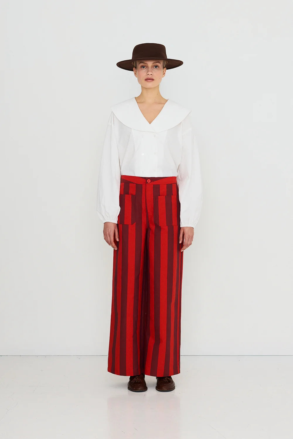 Blouse blanche avec doubles boutons