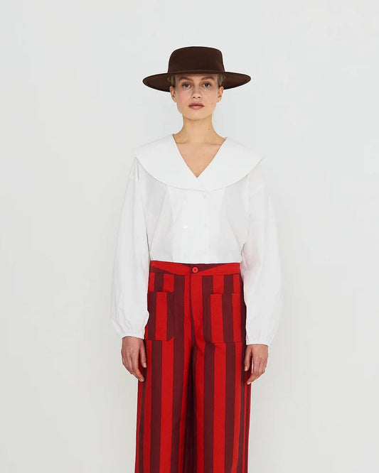 Blouse blanche avec doubles boutons