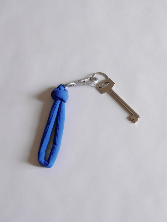 Porte clés Puffy bleu cobalt