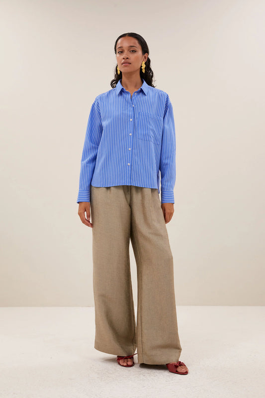Chemise lise rayée blanche et bleue