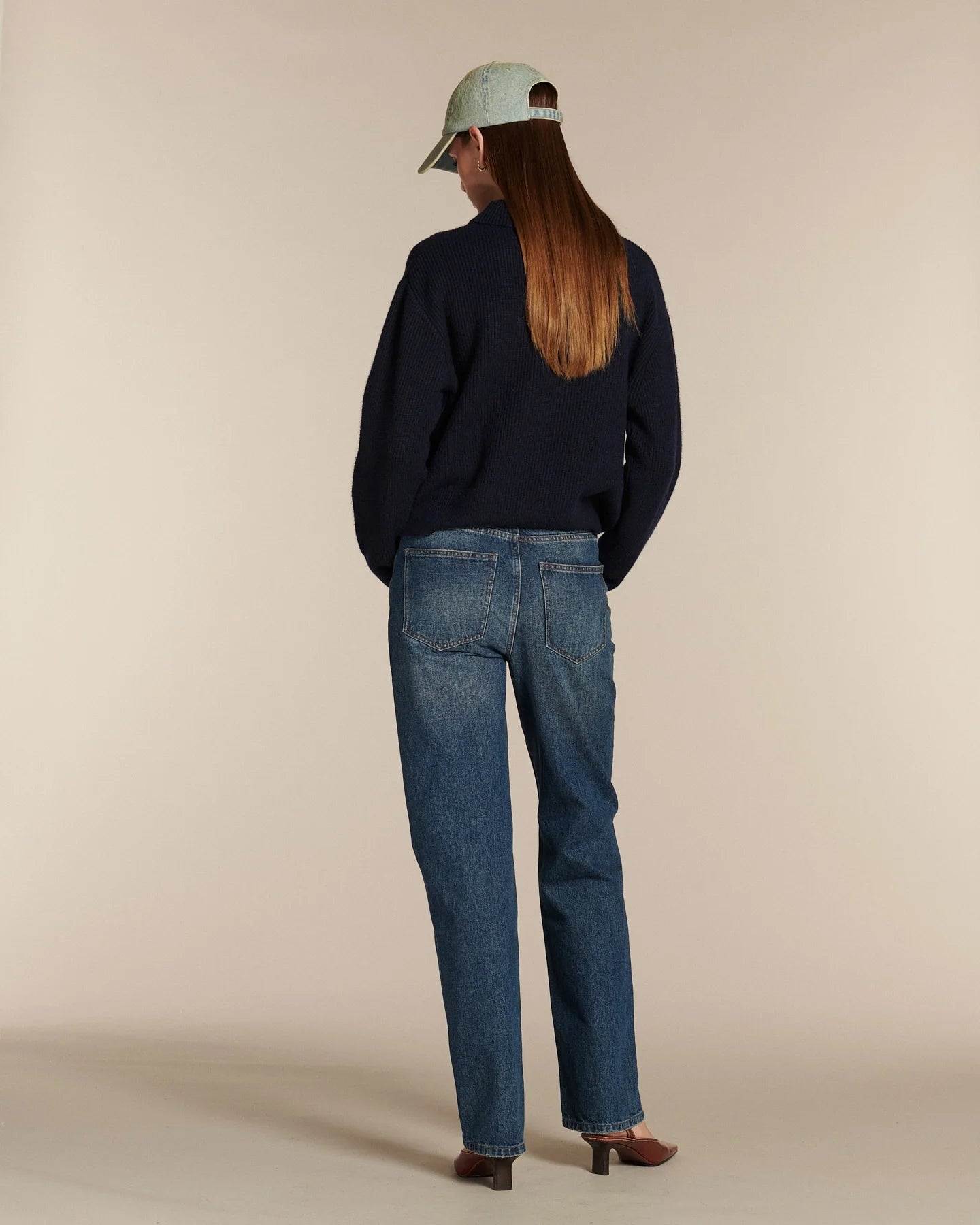 Jean paris blue stone