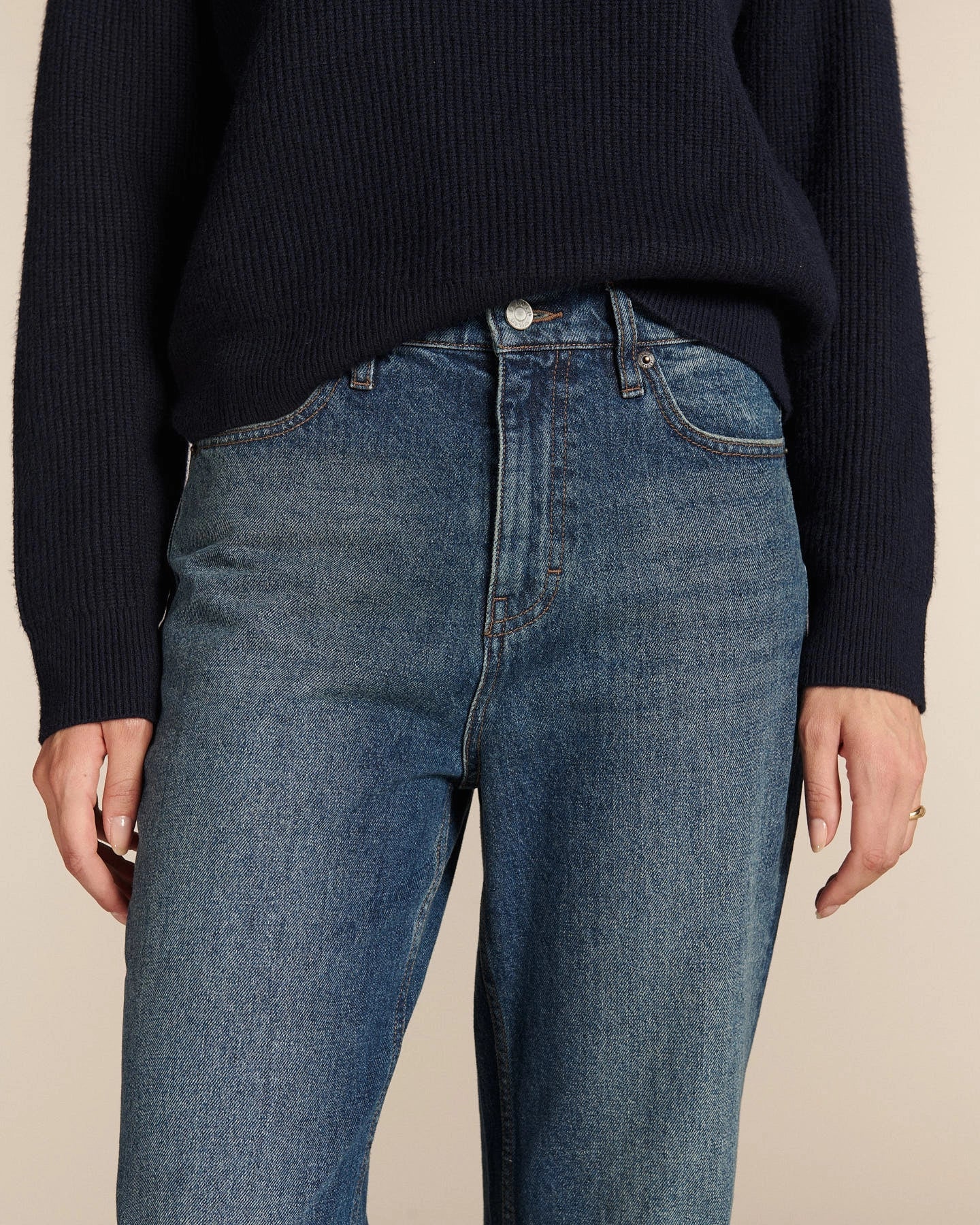 Jean paris blue stone
