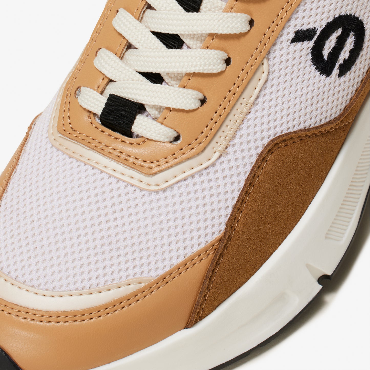 Baskets noir et beige
