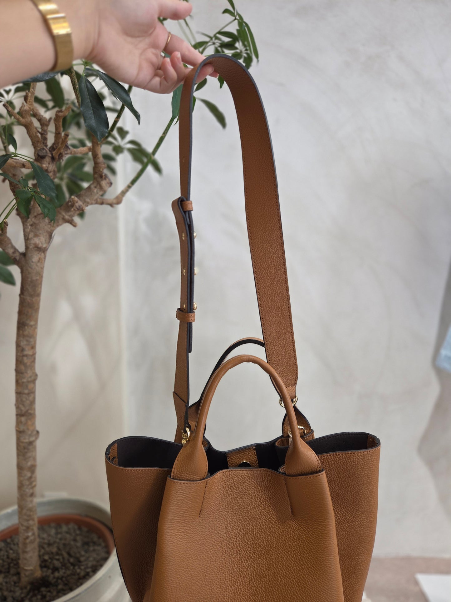 Sac shopping essential medium cuir agave caramel/cognac