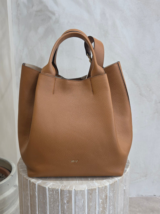 Sac shopping essential medium cuir agave camel
